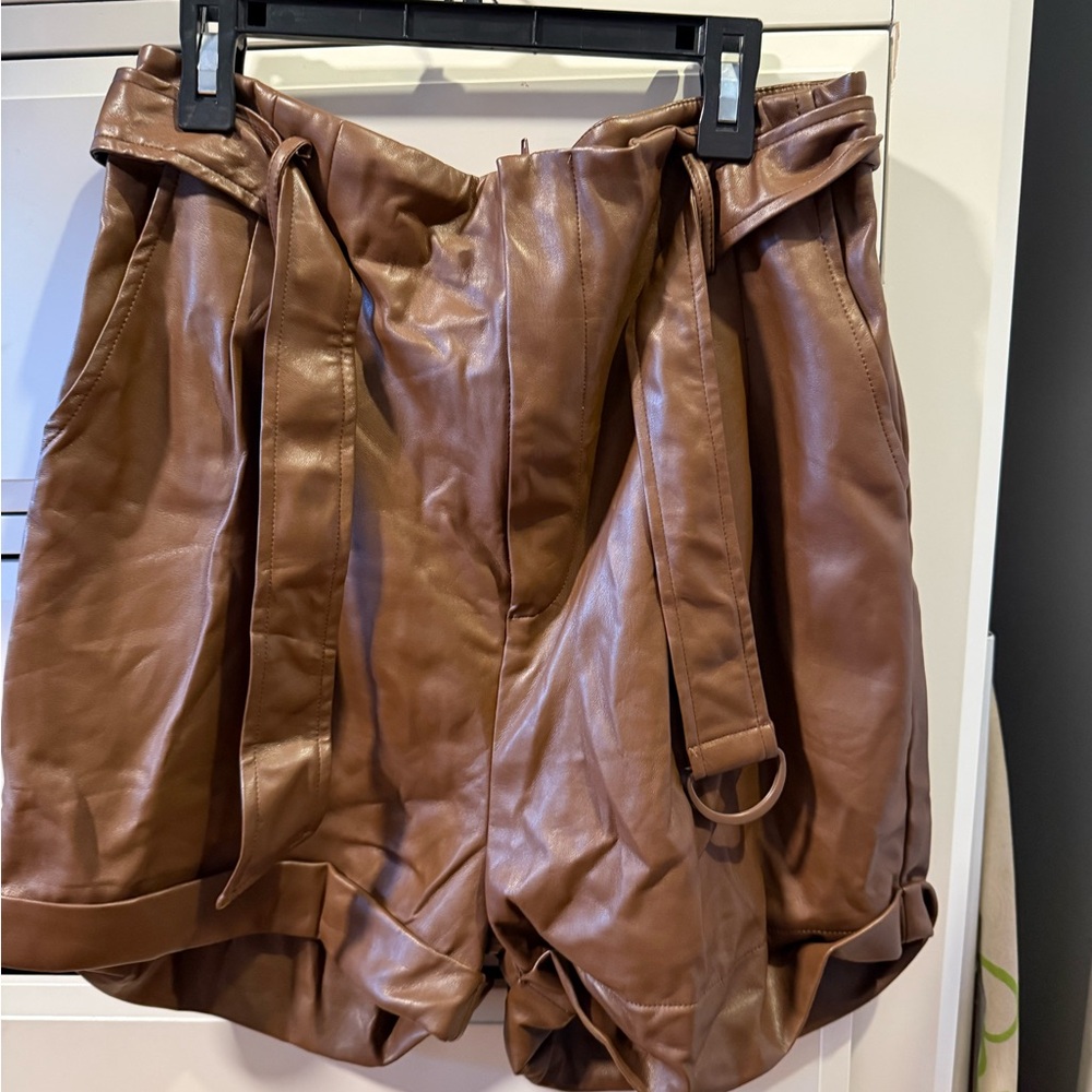 Lulu's Tan Leather Women Shorts